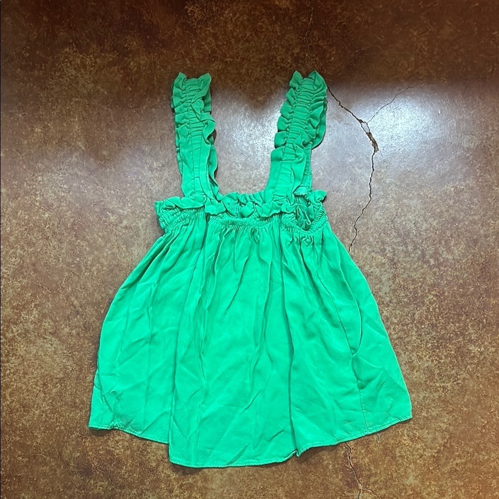 Copper key green ruffed top size medium.​